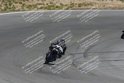 media/Apr-20-2025-AHRMA (Sun) [[393a79c373]]/Race/Group 7/Turn 4b/